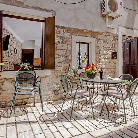 Apartments Taylor Rovinj Luaran gambar