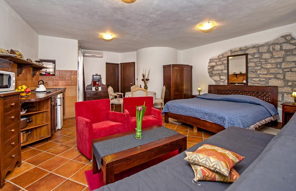 Apartments Taylor Rovinj Luaran gambar